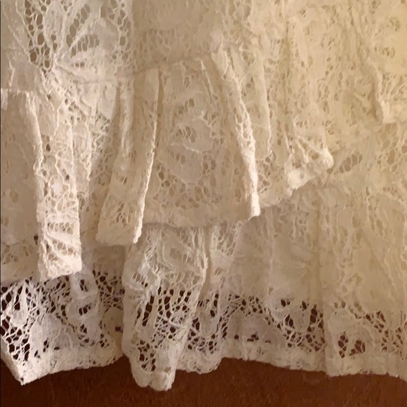 Strapless lace dress - Picture 3 of 4